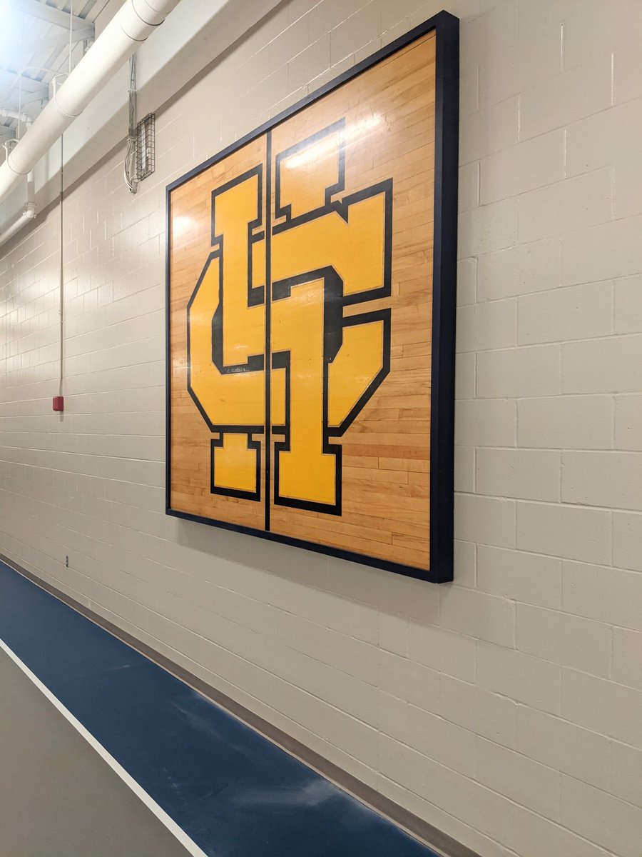 The old center court CH is finally up on the wall in the O'Gorman Fieldhouse.

It looks awesome.