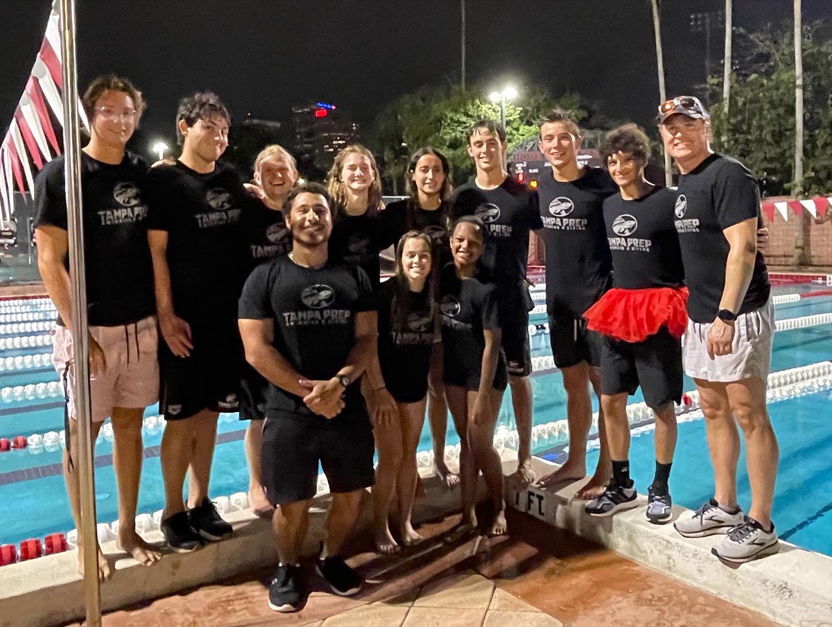 TPrep_Athletics's tweet image. SWIM &amp;amp; DIVE // 🏊‍♂️ Seniors were honored at yesterday’s meet against Trinity Prep. Congratulations Senior Terps! 🏊‍♀️ 

🐢 #GoTerps