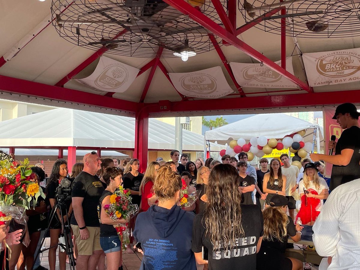 TPrep_Athletics's tweet image. SWIM &amp;amp; DIVE // 🏊‍♂️ Seniors were honored at yesterday’s meet against Trinity Prep. Congratulations Senior Terps! 🏊‍♀️ 

🐢 #GoTerps