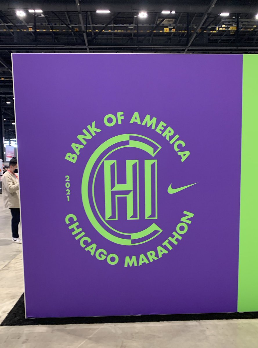 djheather's tweet photo. #Soon #PacketPickUp @ChiMarathon 🏃🏾‍♀️💥 https://t.co/qlA3bfg7Cx