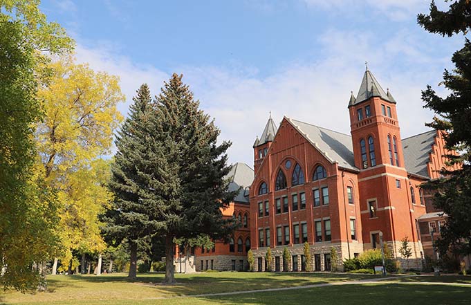 MontanaWestern's tweet photo. The University of Montana Western was recently ranked #99 among bachelor’s colleges nationwide and #127 for the "Best Bang for the Buck in the West" list by Washington Monthly.

To find out more, please click the link below:
https://t.co/qBKDLNI5uu https://t.co/Nr63eqCJnT
