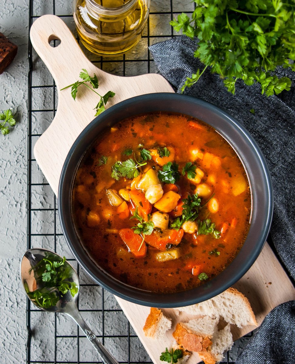 FullCircleFarms's tweet image. Cooler Weather = Comfort Food! 

Craving hearty soups, pastas, and other foods that warm you from the inside out? Stock your pantry with everything you'll need for your favorite comfort food recipes, or find ready-made dishes when you #customizeyourorder.

fullcircle.com/product/farm-p…