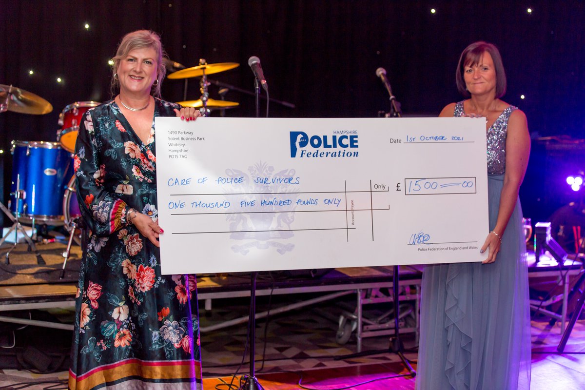 Hantspolfed's tweet image. Monday morning thanks to @serveandprotect for sponsoring our recent Reward, Recognition &amp;amp; Charity dinner where a number of our reps &amp;amp; members were recognised &amp;amp; over £3500 raised for @RowansHospice &amp;amp; @UK_COPS 
Thanks also to @mightifyuk @knight_polson &amp;amp; @AffinityLeasing