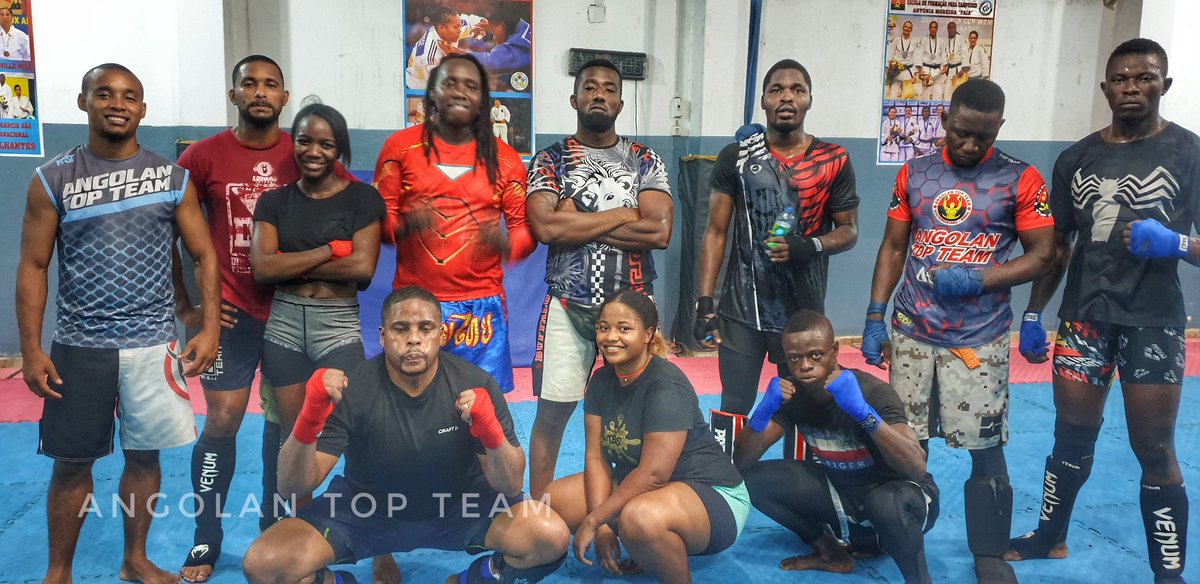 AngolanTopTeam's tweet photo. Presença no treino do Mestre Dom-Lumando Scott Diogo PR da @famma.ao 🤟🏾✊🏾
Juntos tipo símbolo da #audi As real as it get... HDA Betão - DBC Evolução
#AngolanTopTeam👊🏾🇦🇴
#FAMMA🇦🇴 #APMMAL
#personaltraining #kickboxing #boxing #Apoie_Treinador_Local #Apoie_Lutador_Local https://t.co/NNnB3nBlCR