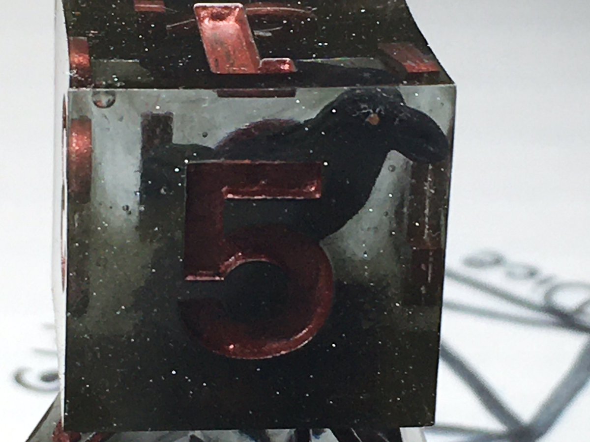 LetoAnimas's tweet photo. Making some spooky sets for the season! #dice #handmadedice #spooky #resin #dnd https://t.co/IQuivJVe2F