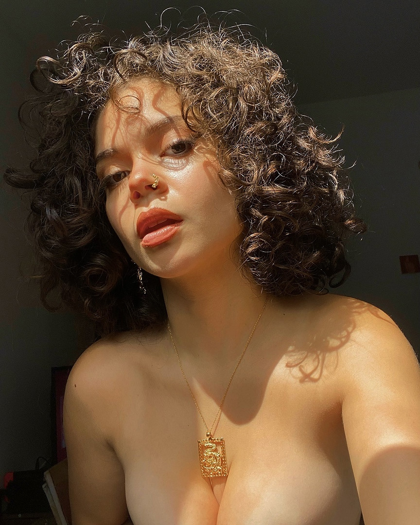 caospht's tweet image. 