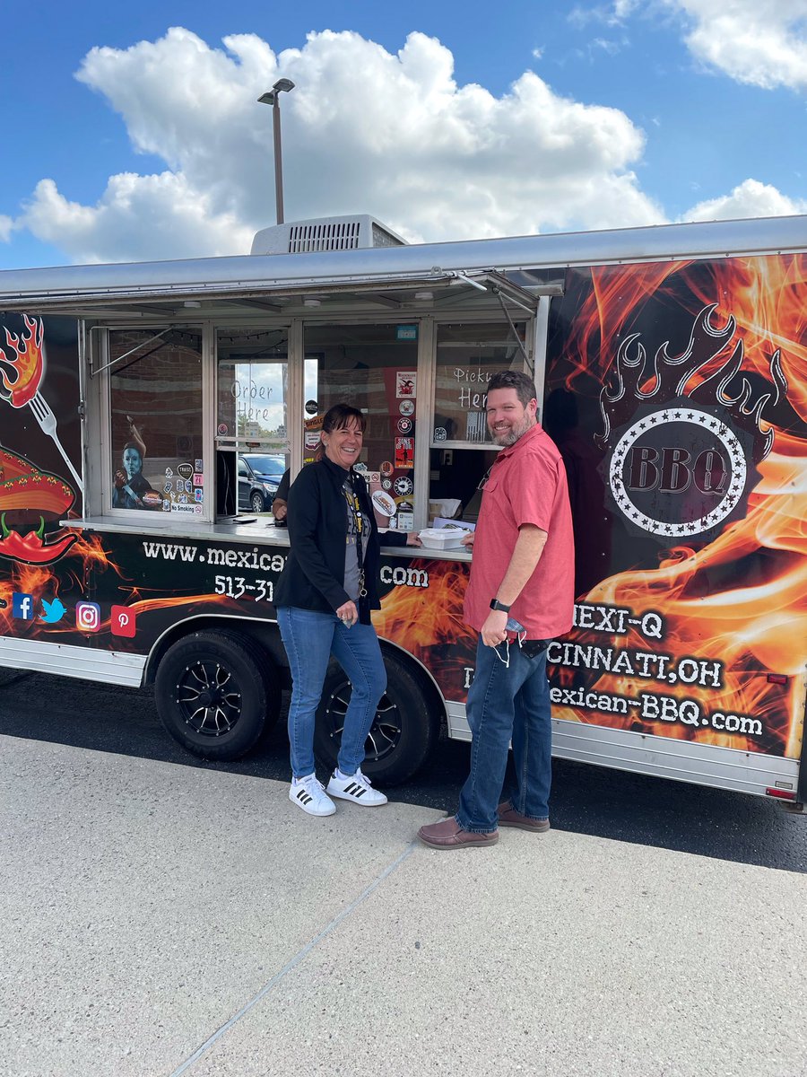 Lori Stovall tweet media