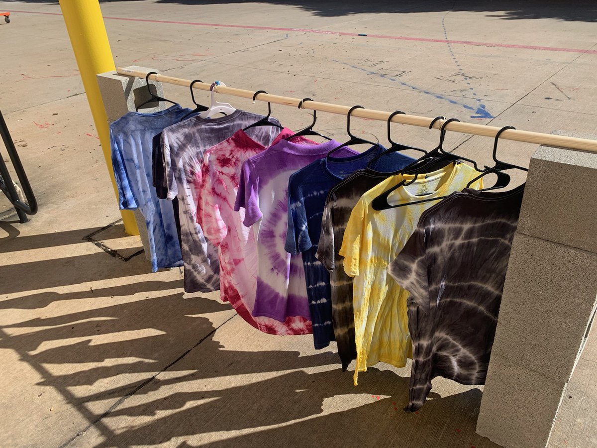 Loree Jenkens-Ray tweet media