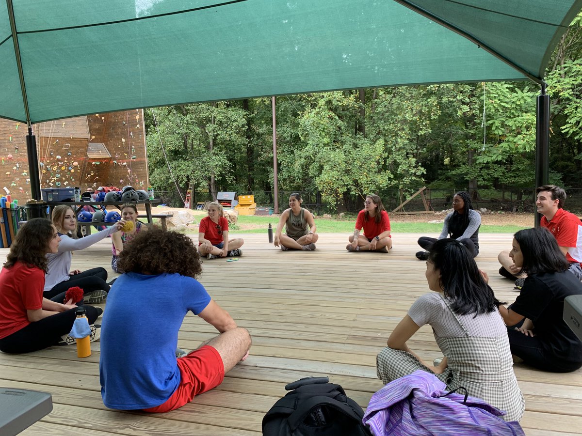 UMDTOCSL's tweet photo. Our challenge course meet-up this afternoon was so much fun! 🧗

We really enjoyed meeting everyone and hope to see you all at our upcoming event (pssst… it’s sunset yoga next week!!) 😊 https://t.co/r0ZExQEYAm