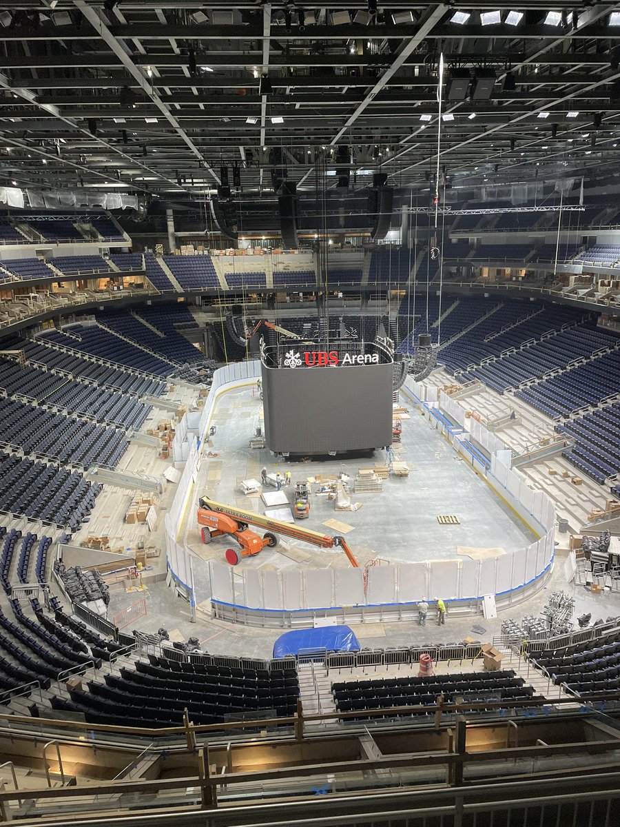 RpkernKern's tweet photo. @UBSArena
#OurSeats !! https://t.co/ubLaTGseZS