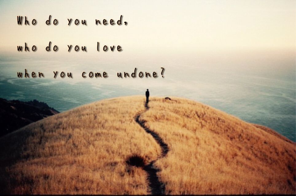 Дорога вперед. Человек на лестнице в небо. У каждого из нас свой путь. У каждого из нас свой путь. Выбор пути.