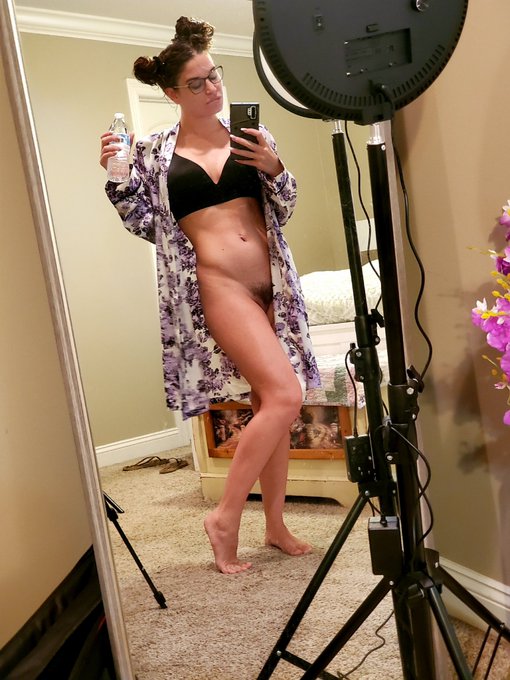 Today I did whore things. 😈 https://t.co/dGIlsgRavV https://t.co/V0M8AgdZpl<a href="/tag/clips4sale"class="tags"><span>#clips4sale</span></a><a href="/tag/manyvids"class="tags"><span>#manyvids</span></a><a href="/tag/c4s"class="tags"><span>#c4s</span></a><a href="/tag/onlyfans"class="tags"><span>#onlyfans</span></a>