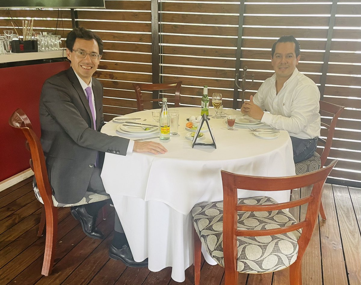 Una buena comida se disfruta más con una buena compañía. Después de casi dos años me reencuentro con <a href="/GlennHamer/">Glenn Hamer</a> en #CDMX./ Great time and great conversation my friend. Welcome back to Mexico City!