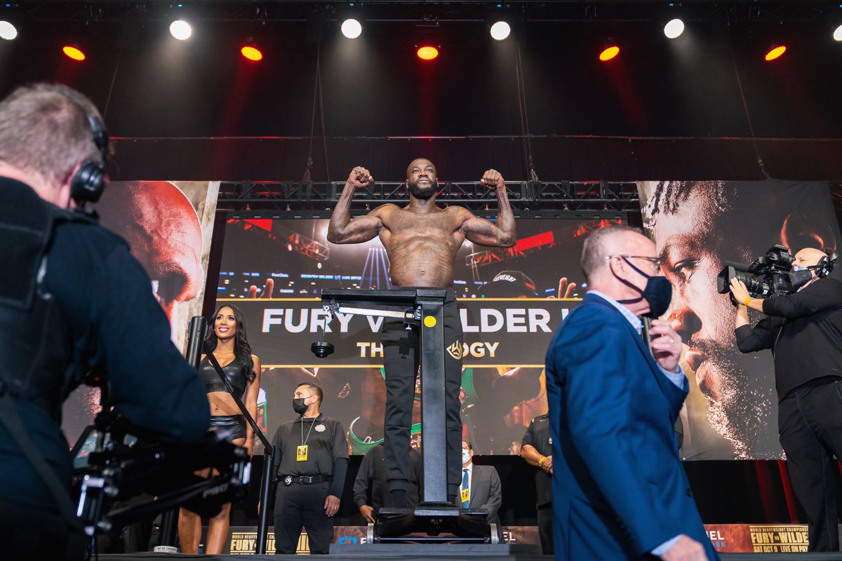 BronzeBomber's tweet image. You keep talking with that nervous energy @Tyson_Fury and I’ll let my actions speak for themselves tomorrow night. 🤴🏿✊🏿 #TwoTime #BombZquad #FuryWilder3