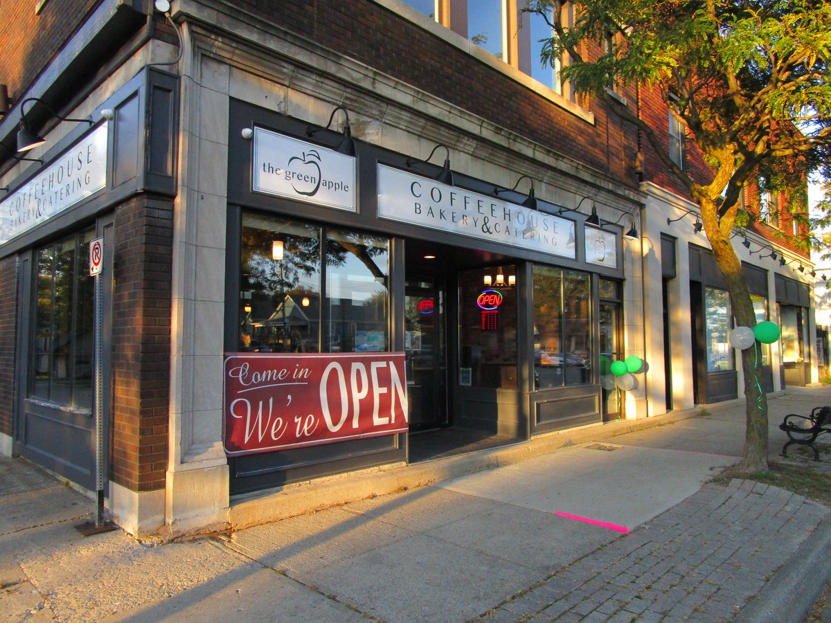 cal_millar's tweet photo. Great to have the Green Apple Coffee Shop open at the south end of Jarvis Street in Fort Erie. A great addition to the community with friendly staff and great coffee. https://t.co/KCEW82xRol https://t.co/ao4FpXHlCH