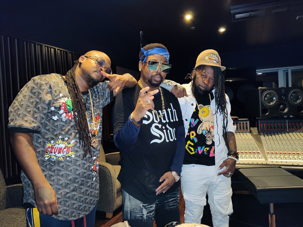 Before you start the weekend off just know this collaboration is coming very soon 💯🔥🔥 my niggas  <a href="/UpRiteLions/">UpRite Lions</a>