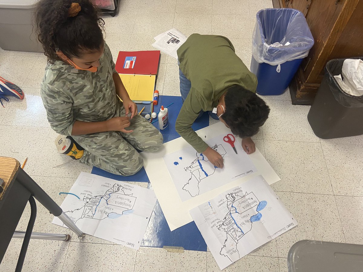 Showing our knowledge of the major landforms and natural resources found in the Northeast region by building 3D maps! Love how creative this group is #docsflock