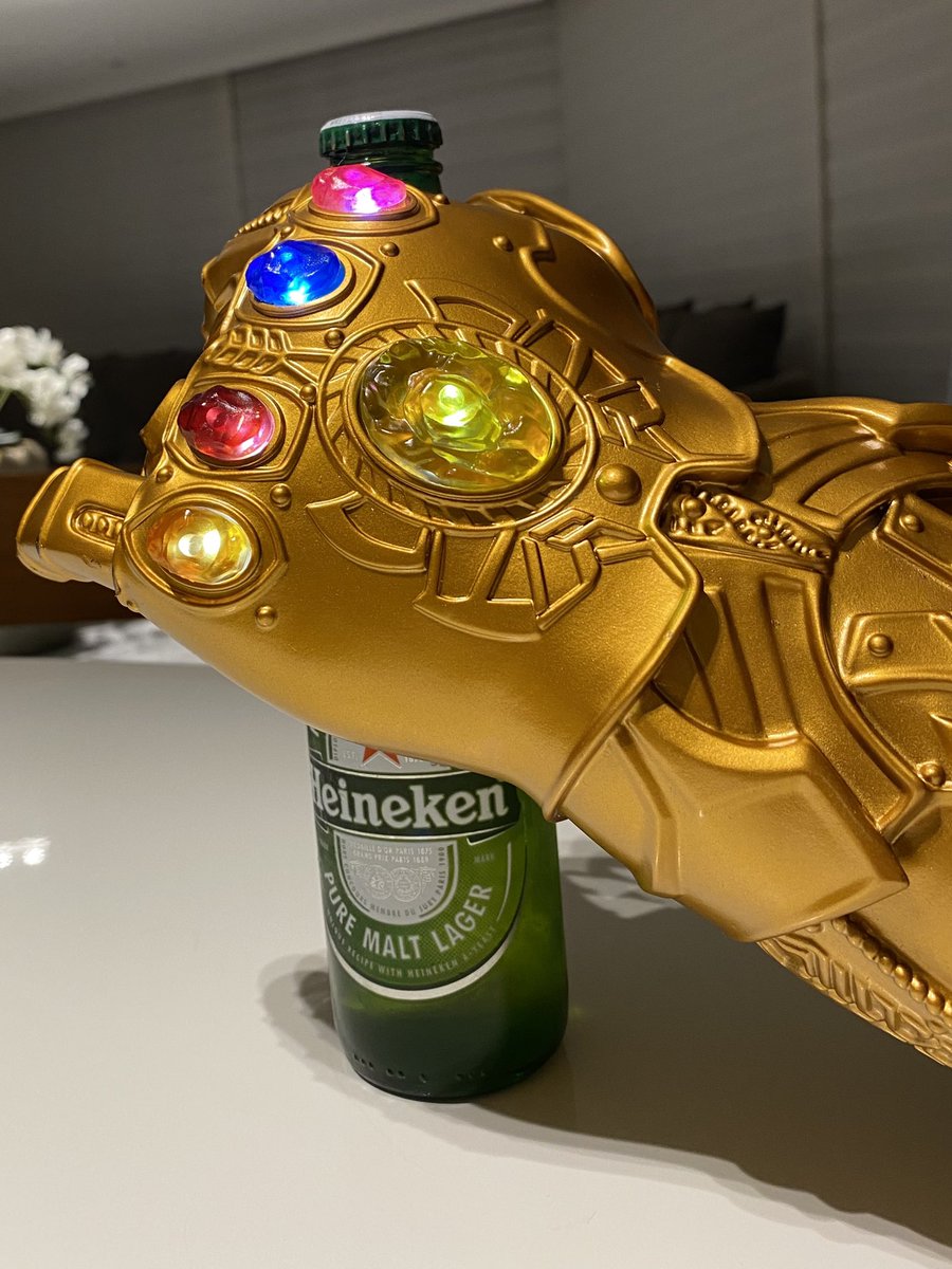 DJPonttes's tweet photo. Thanos danado! #djponttes #thanos #sextou #sextafeirachegou #cerveja #beer #salvador #dj #djlife #manopla #bier #música #music #bahia #brasil #brazil #marvel #heineken #viernes #marvelbrasil #geek #geekbrasil #resenha #djs #thanosmemes #manoplas #superhero #comics #hq #hqs https://t.co/rOAFBANvSX