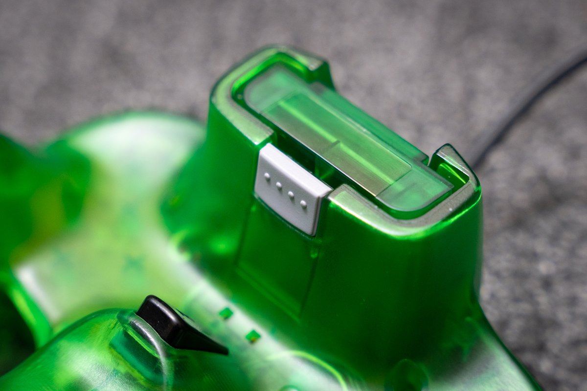 gamrjerome's tweet photo. @4LayerTech got my #foreverpak64. Perfect color match for the jungle green. Also takes my Steelsticks64 controller to the next level. #n64 #RETROGAMING https://t.co/GDIy7zj7bT