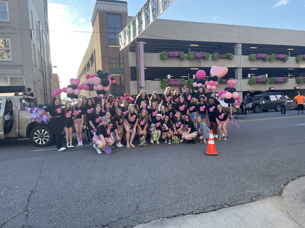 Marshall University ΑΧΩ tweet media