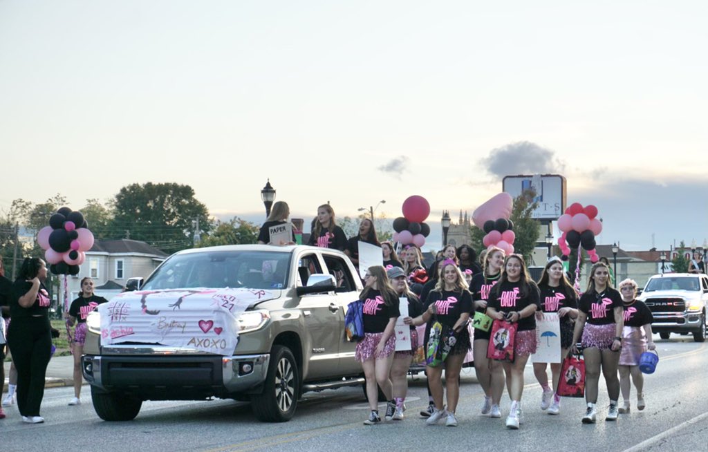We loved getting to partner with Marshall’s Black United Students last night❤️💚🖤 We finished the parade in 3rd place!