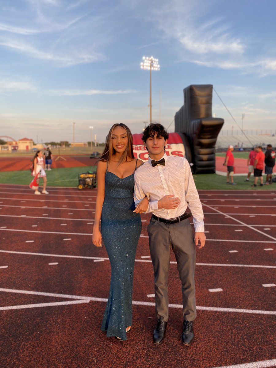 thegreenvilleec's tweet photo. Congrats to #GECHS seniors Tray Soto and Aniya Johnson both nominated for homecoming court! https://t.co/dBpa8j0L6b