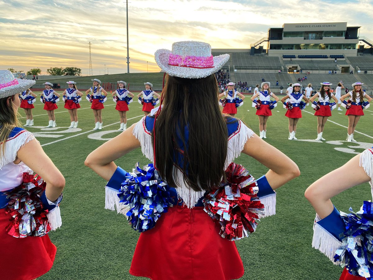 It’s Game Day MUSTANG NATION!! Rah Rah Rah Mustangs Fight! #GHSunity <a href="/GHSMustangsFB/">GHSMustangsFootball</a>