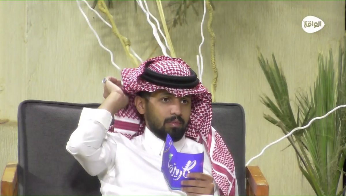 iixa1995__'s tweet photo. والله وليد ضابط دور نواف بالملّي حتى بحركاته بالذات اذا تكلموا وقطعوا سالفته😭 #كاريزما62 https://t.co/rkvmovaFqS