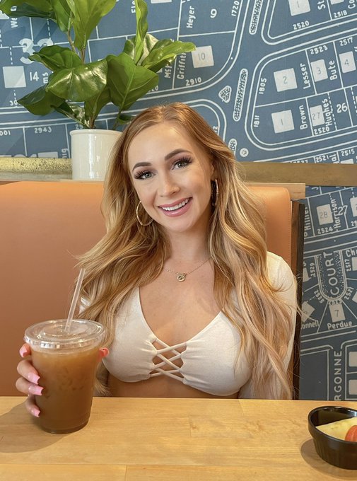 😀 https://t.co/pjm6goWiTW