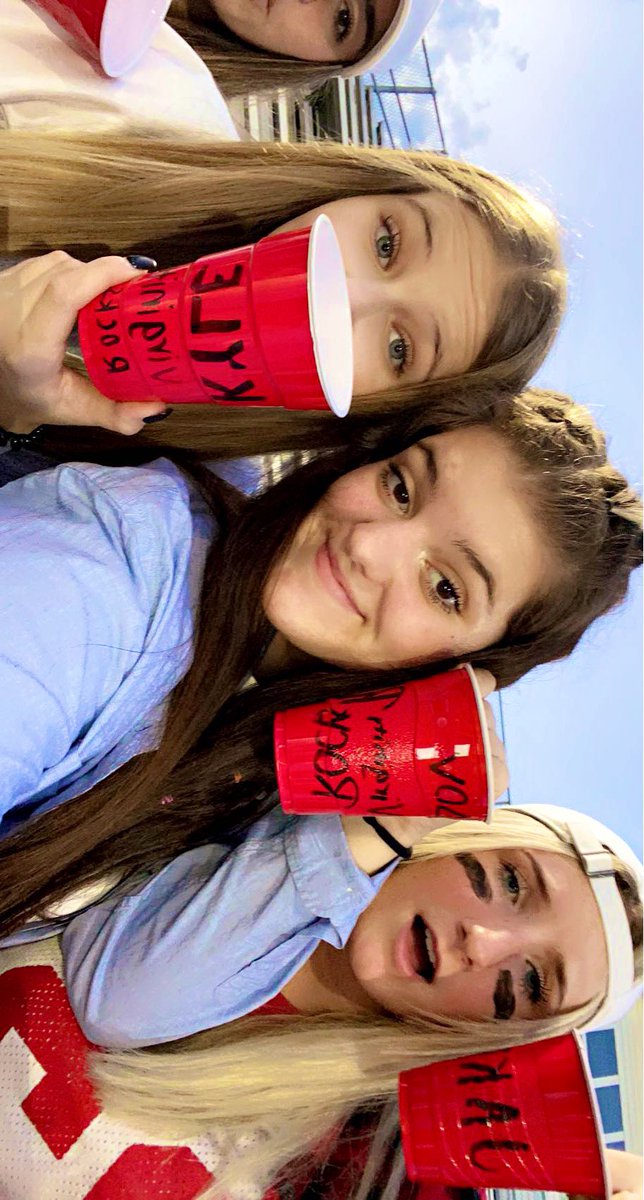 Reaganmapes20's tweet photo. your fave frats🧢 #BCSNE #LETSGOSKINS https://t.co/eQ3xptgP2T