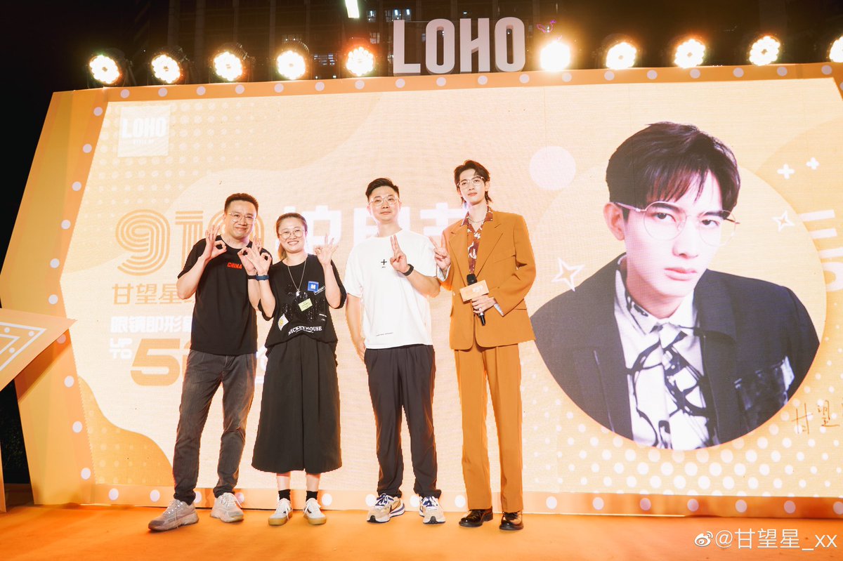 Gwx_Fanbase's tweet photo. ┋Photo┋210910 Weibo Updated

> https://t.co/Y978nDGBPd

#GanWangxing 
#甘望星 https://t.co/B1G8mZ7MSw