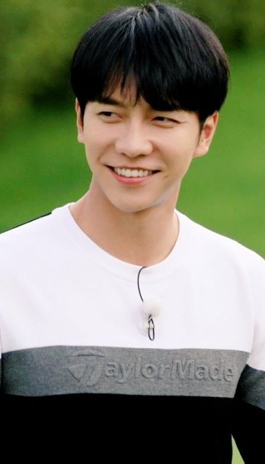 Anah_87LSGUK's tweet photo. Because of your Smile Seung Gi, you make our lives more beautiful ๐ฅฐ๐ฅฐ๐ฅฐ kyeopta โคโคโค
#TeamUp072ep14
#LeeSeungGi i โค
#hookent
#์ด์น๊ธฐ https://t.co/6bWJPo5YnL