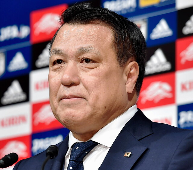 ライブドアニュース 4期目へ Jfa 田嶋会長を次期会長予定者に選任 信任投票で全会一致 T Co Nbbi7cn7xd 須原清貴専務理事は これまでの会長及び Jfaの実績について評価をいただけた とコメント 田嶋会長は来年3月の理事会などを経て4期目を