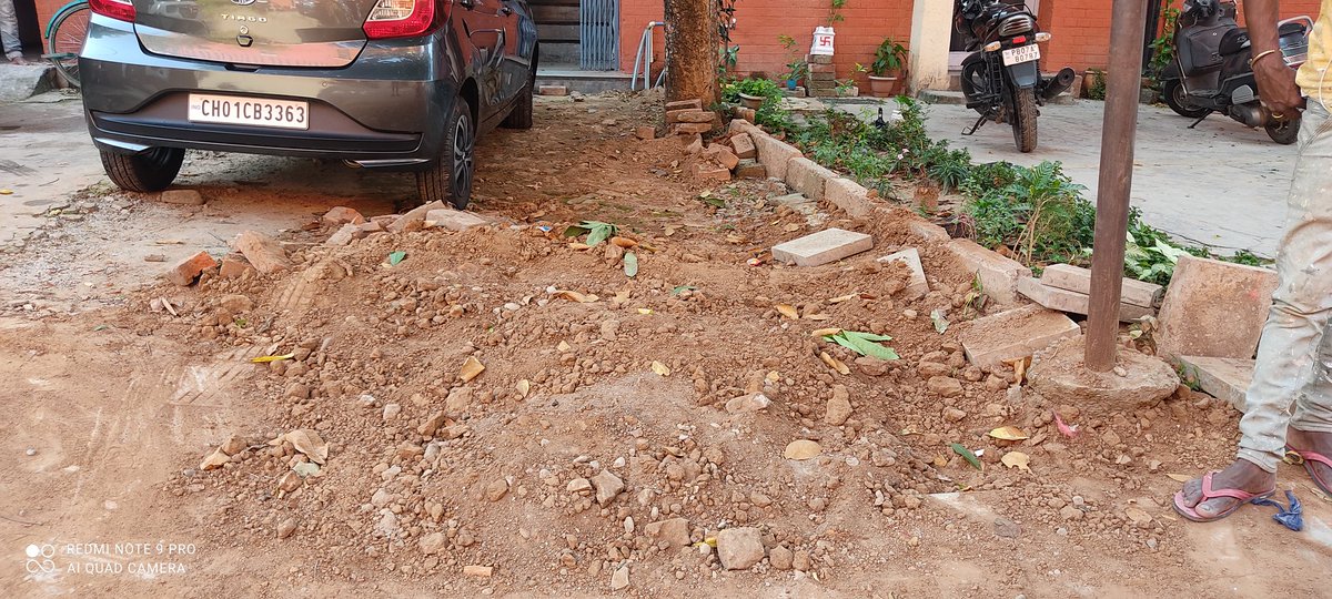 harikesh05's tweet photo. After digging pit, not maintaining the area properly. From last 10 days tiles, bricks n soil are spread everywhere. This whole activity caused huge inconvenience for us. We Sec 27 C, CHD, society people are much annoyed plz fix it immediately. @JioCare @reliancejio @reliancegroup https://t.co/8IwkSngwQA