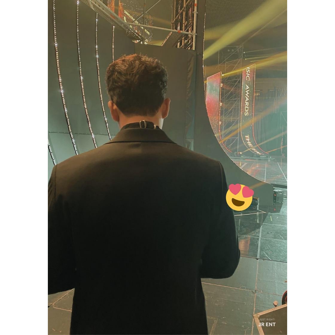 kknphofc's tweet photo. More behind the scenes photos of Kyung Nam at The Fact Music Awards from @/jrent2012 🥰❤️

https://t.co/lwZdqEHfZW

#KimKyungNam #김경남 #TheFactMusicAwards2021 https://t.co/MX1xX9KG9B