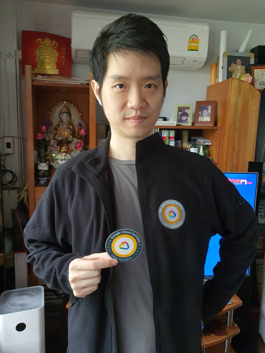 ptankulrat's tweet photo. Professional Data Engineer re-certified!

Thank you for the swag Google!!!

PS. Next time, please don't send anything that valued more than 44 USD. I had to pay custom ransom for 21 USD (48 cans of Cola in Thailand) and personally make the trip to the post office.

#GoogleCloud https://t.co/Po7bnkTuyU