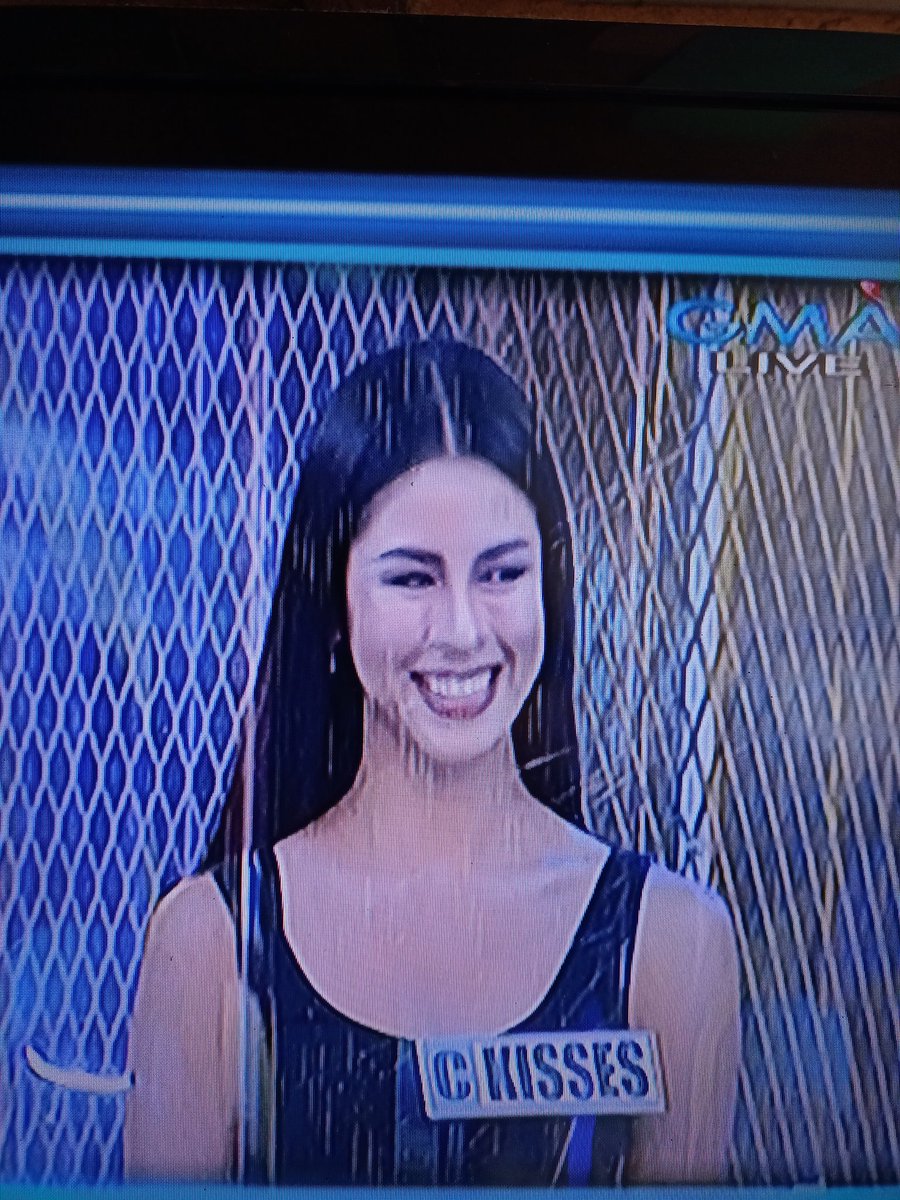 anneseski's tweet photo. hahahahaaha 

judge: "maganda kase siya eh, kaya ko sya naisip"

where's the lieee??

@KissesDelavin

KISSES ForEBer
#KISSESComEBack https://t.co/Rm6xFABN4L
