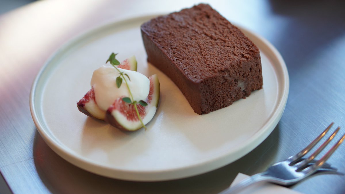 The_chocola's tweet photo. オンライン販売のお知らせ
【THE chocola】
【THE pudding】
只今のお時間販売しております‼︎☺️
オンライン販売はプロフィールに記載されたURLのサイトよりお問い合わせ下さい。おうち時間に是非ご利用頂けたら幸いです
#ザショコラ
#thechocola
#thepudding
#お取り寄せ
#お取り寄せスイーツ https://t.co/E61mkOgXIn