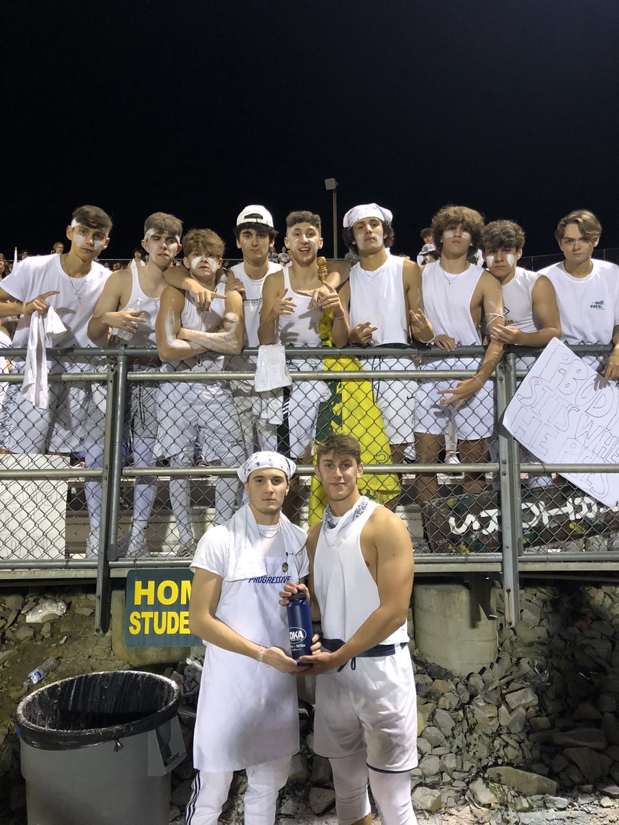 KDKARadio's tweet photo. Congratulations to this week’s #FansOfTheWeek, @ptss2021’s @dom_casciato & @bbart_14! They’ve been amped all night cheering on the Warriors! #KDKAFridayNightLights #WPIAL @PTWarriors @PennTraffordSD https://t.co/QcdNOyN8zh