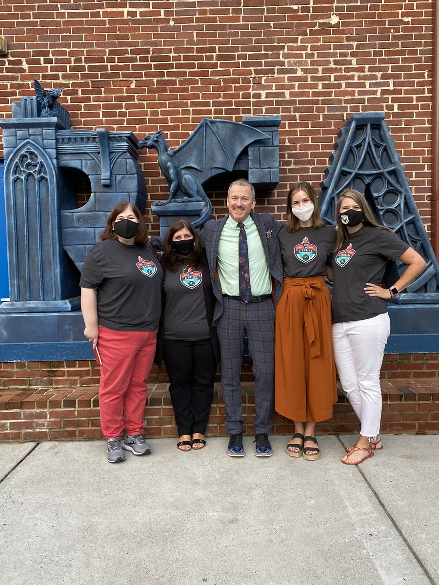 These lucky ladies took a professional learning trip to <a href="/ronclarkacademy/">Ron Clark Academy</a> today! #teamfox #teachleadlearn