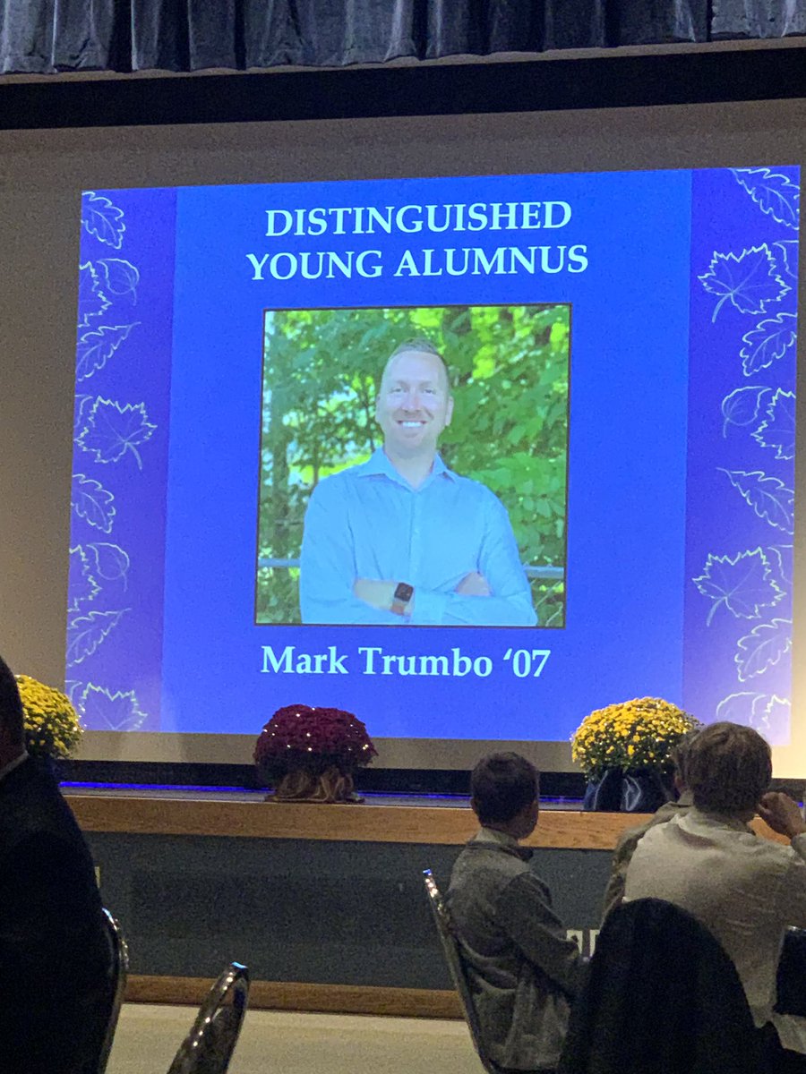 MarkHTrumbo's tweet photo. WHAT‼️⁉️
So honored to receive the Distinguished Young Alumni Award from @clarionu! Thankful for everyone who has played a role in my personal and professional growth. #FeedTheSeed #PurposeDriven https://t.co/3H5usF2CbS