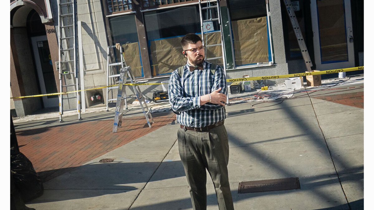 Hunh. 🚌 From my series “In Transit.” garyduehr.com/people#/in-tra…