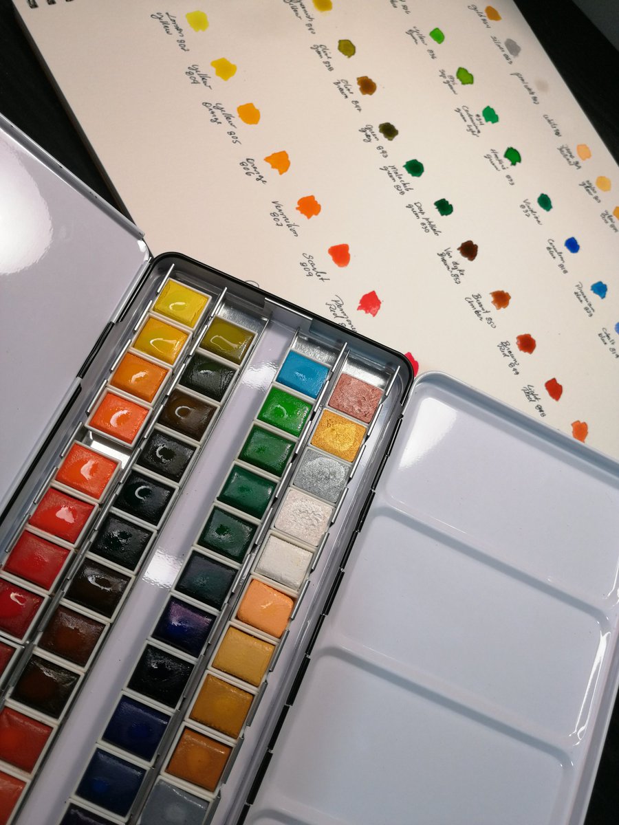 by_kathyperez's tweet photo. Beautiful pan set #mungyo #watercolor #panset 48 colors https://t.co/SnBLVkr9Tl