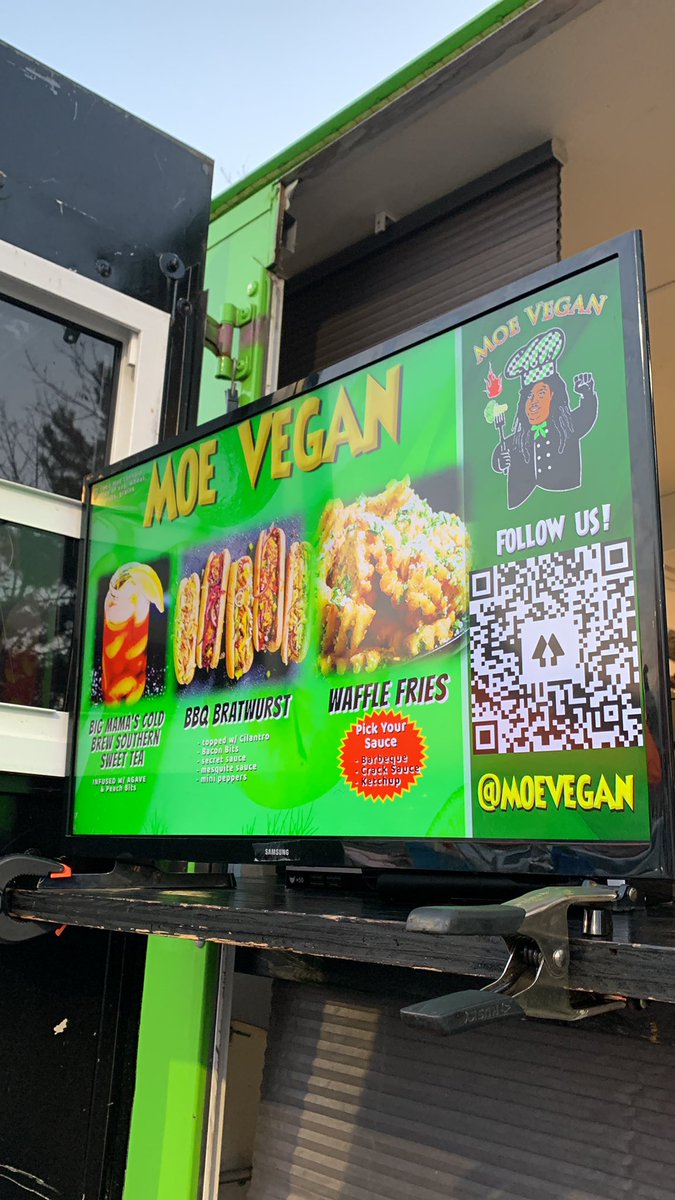 RBAC_Zion's tweet photo. Black Owned Vegan Truck ‘Moe Vegan’ will be serving soul food vegan food from 7pm to 9pm at the community healing space thx to our partner Boys &amp; Girls Club https://t.co/K69qDn6aNM