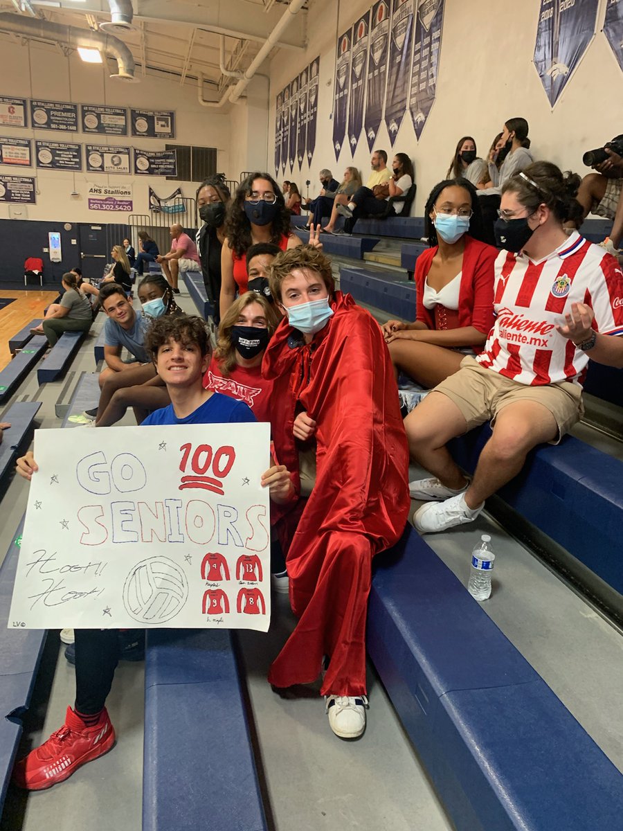 Athletic_Owls's tweet image. We love our Seniors! Congrats girls! Thank you for you dedication to our Athletic Program #owlsvolley @drowsybonsai