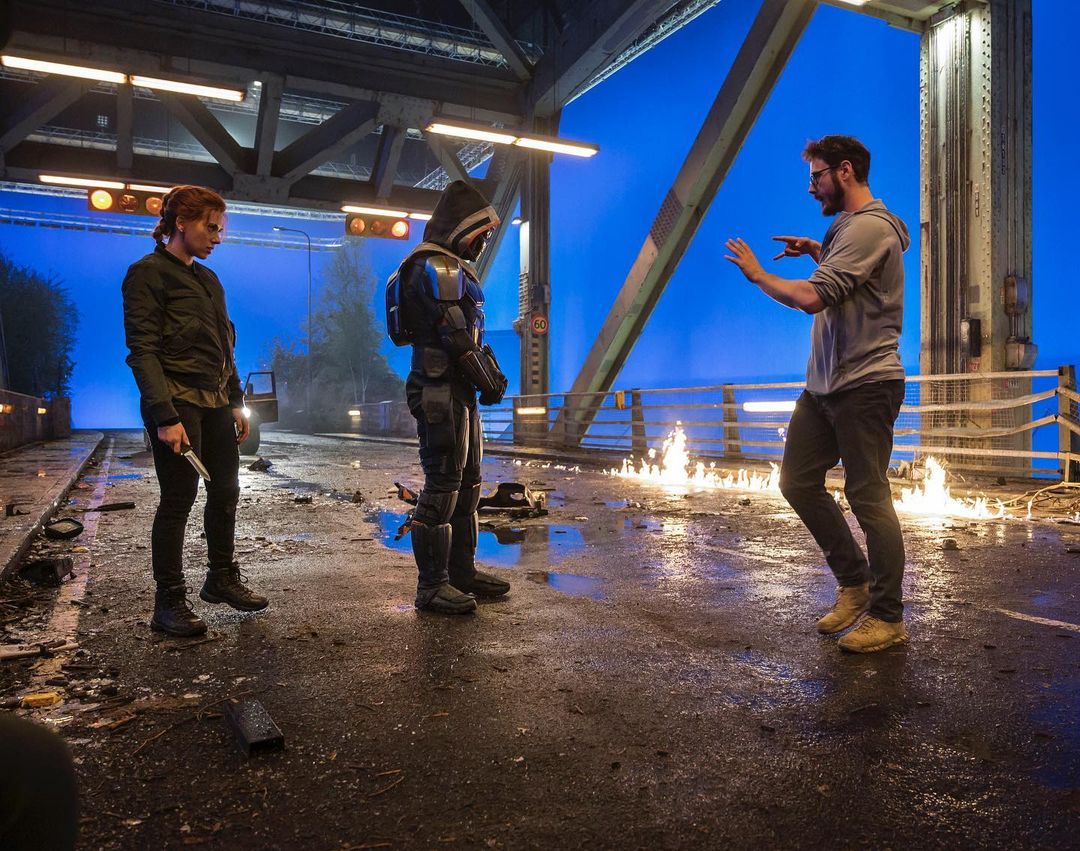 ScarlettJUpdate's tweet photo. 'Black Widow' x behind the scenes https://t.co/AWRfWXzCim