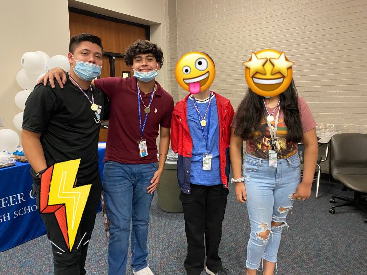 CyCreekCCS's tweet photo. Freshman College Academy #PSAT red carpet awards ceremony fun! https://t.co/FbLtyMT6cx