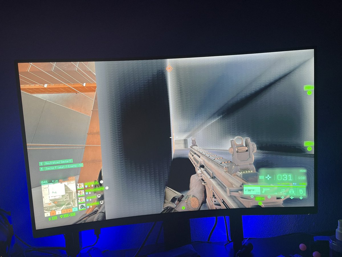 Tay3oo's tweet photo. Wth is going on @Battlefield #Battlefield2042  #BattlefieldBeta  #Battlefield2042OpenBeta #Battlefield https://t.co/07I5InG32I