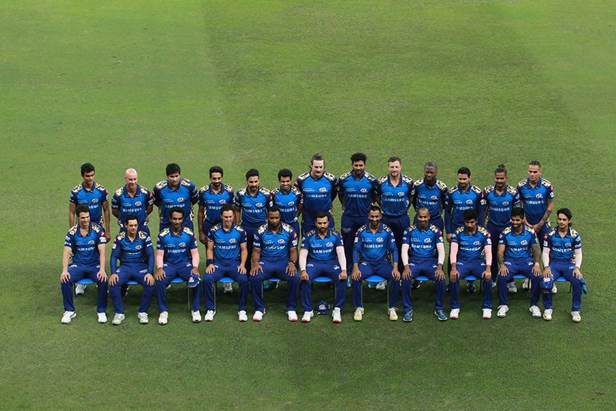 Sachin_rt_200's tweet photo. Thank you family @mipaltan Paltan forever ❤️😊 #MI We love you so much .. Thanx for all golden memories ❤️
#MIvSRH https://t.co/IbdIstPWtD
