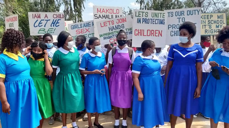 AngieMurimirwa's tweet photo. A large proportion of our leadership as @Camfed  - is now made up of women who, like me, were once themselves supported through school,we know what exclusion feels like, &amp; will do all we can to make sure other children get their chance at school too! #EducationChangesEverything https://t.co/WC6yCx1oSD